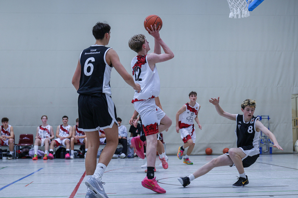 JBBL BAYER GIANTS vs Team BonnKöln RAG-60 | Fotos von Basketballspielen aus dem Raum NRW fotografiert von Gero Mueller-Laschet und Daniel Schaefer - Realisiert mit Pictrs.com