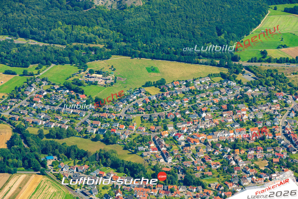 Elgershausen Schauenburg Bild- Das Luftbild wurde 2025 vom UL-Flugzeug heraus erstellt ( keine Drohne bzw. Drohnenaufnahme ) - Hochauflösende Luftaufnahme -Nicht vergleichbar mit Google Maps oder Satelittenbilder- Die Geschenkidee !Mit Lizenz und Bildrechte bestellbar - CC