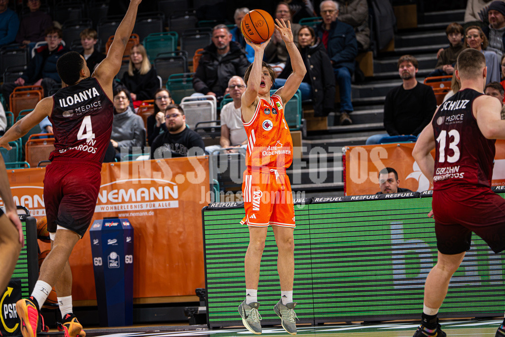 Basketball I Herren I Saison 2025-2026 I ProB Nord I 21. Spieltag I Rasta Vechta II - Iserlohn Kangaroos I 2881 | Epke Kruthaup (2, RASTA Vechta II)  - Realisiert mit Pictrs.com