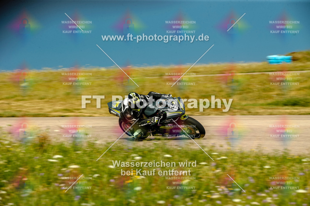 Chambley Juli-0643 | Hier findet Ihr Bilder von Touristenfahrten auf der Nürburgring Nordschleife oder von anderen Veranstaltungen die ich besucht habe. Viel Spass beim Durch Schauen 