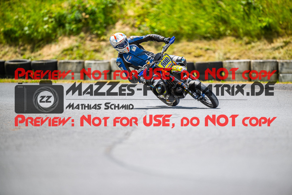 MaZZes_FotoMatrix_220528_0960 | Fotograf Mathias Schmid
Sportfotograf,
Eventfotograf,
Hochzeitsfotograf,
Portraitfotograf