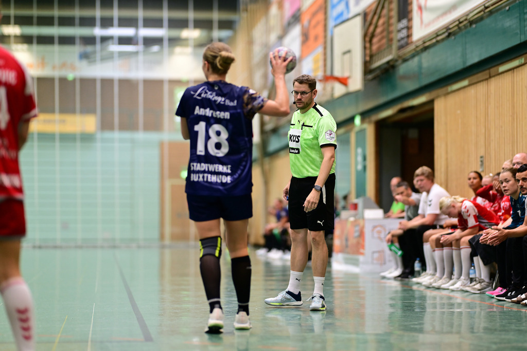 Handball I Frauen I Saison 2025-2026 I Testspiel I Buxtehuder SV - H 65 Höörs HK | Der Sportfotograf. - Realisiert mit Pictrs.com