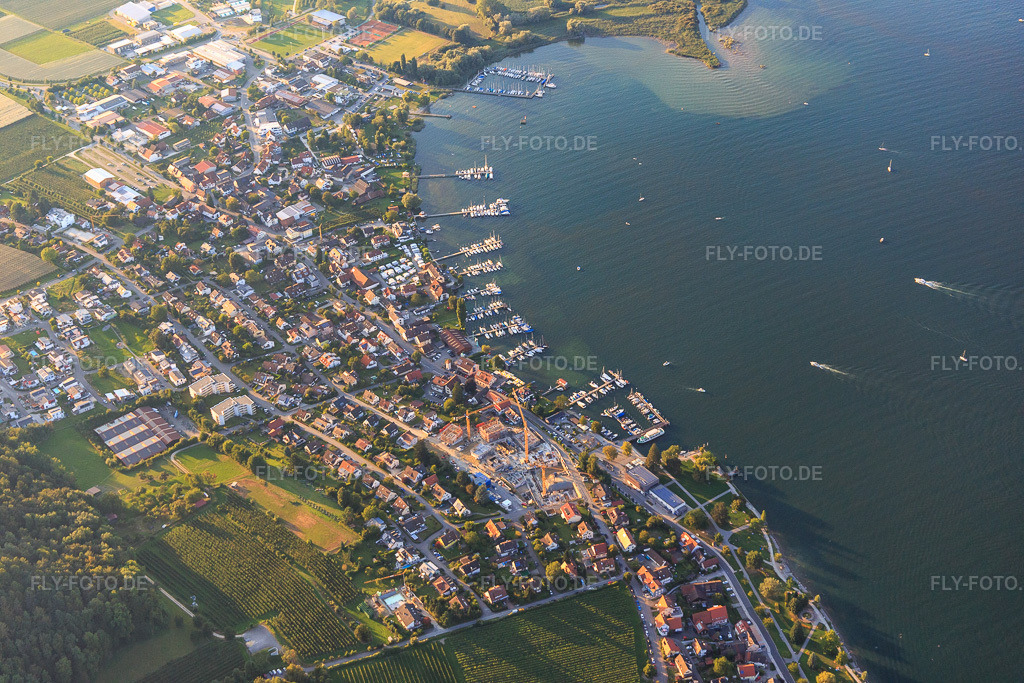 Luftbild: Uferpark und Bootsstege am Überlinger See im Ortsteil Bodman in Bodman-Ludwigshafen im Bundesland Baden-Württemberg in Deutschland. Foto: IMG_094375.jpg vom 27.08.2016 durch Werner Riehm/FLY-FOTO.de