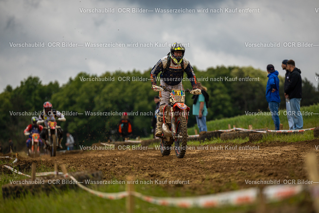 Schefflenz Sonntag R6-8664 | OCR Bilder Fotograf Eisenach Michael Schröder