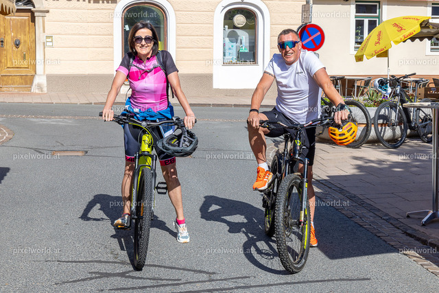 Ossiachersee autofrei - Start am Hauptplatz Feldkirchen | Bildershop von pixelworld.at - Realisiert mit Pictrs.com
