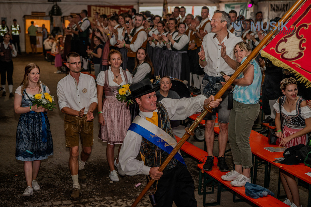 DSC_4399 | "Fussifoto.com – Ihr Ansprechpartner für hochwertige Fotografie! Entdecken Sie kreative Bilder und professionelle Dienstleistungen. Kontaktieren Sie uns für Ihre Projekte!"