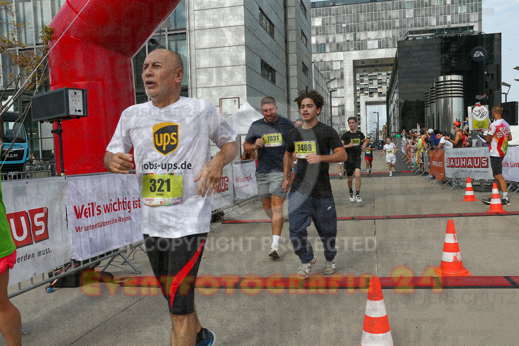 250920_1326_EX1_4540 | Sportfotografie im Rhein-Sieg Kreis, Köln, Bonn, NRW, Rheinland Pfalz, Hessen, etc. Unser Tätigkeitsfeld umfasst den Laufsport vom Volkslauf über den Marathon, Duathlon, Triathon bis zum Ultralauf wie Kölnpfad Ultra oder Schindertrail.