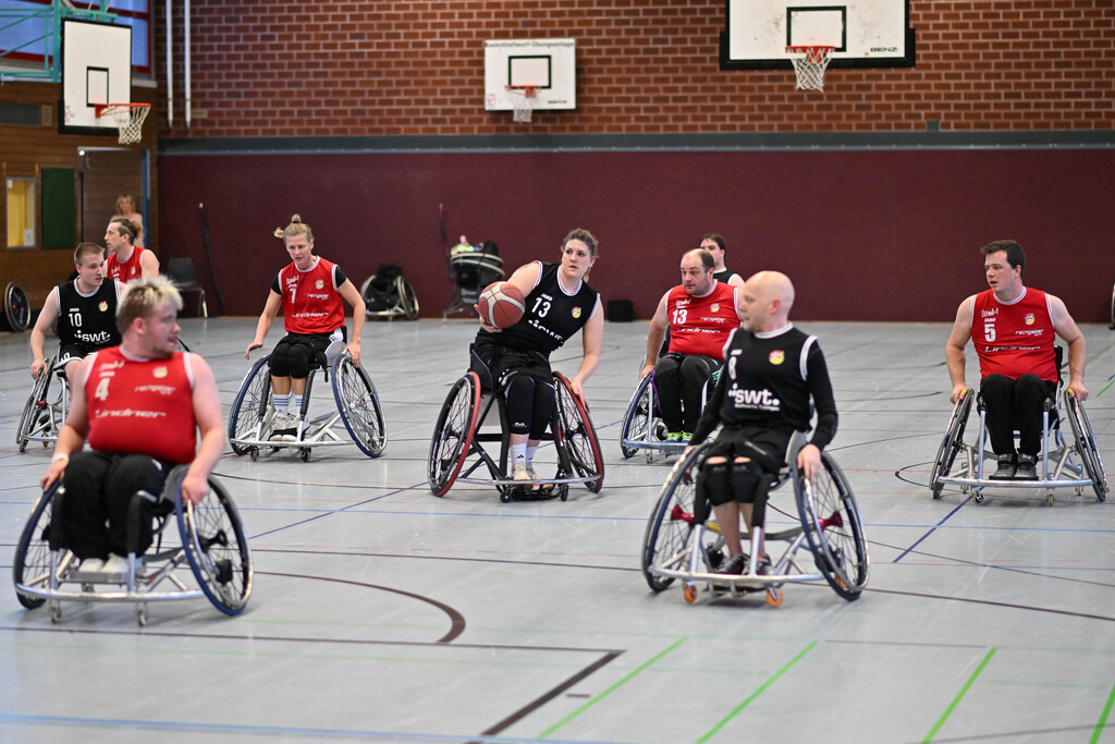 2025-12-14-Ralph_Kunze-6471 | Ralph Kunze - Realisiert mit Pictrs.com