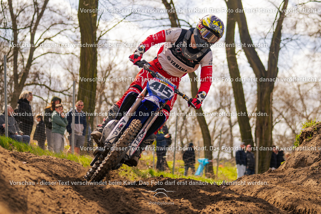 20260406_MSCHänchen-9496 | Sportfotografin aus Berlin-Brandenburg mit Fokus auf Motocross. Ich halte deine sportliche Leistung und echte Emotionen auf und neben der Strecke professionell fest. Entdecke die Fotos von deinem Rennen und bestelle sie direkt hier im Shop.