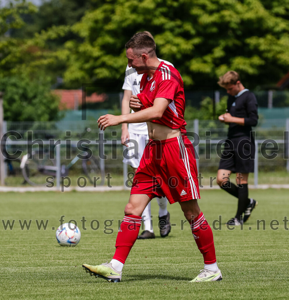 2023-07-08_053_FC_Finsing_gegen_SG_Markt_Schwaben | Finsing, Deutschland, 08.07.2023:
Fußball, Kreisliga 2023 / 2024, Testspiel, FC Finsing gegen SG Markt Schwaben, Endergebnis: 7:0

Kilian Schmitt (FC Finsing, #8)

Foto: Christian Riedel / fotografie-riedel.net