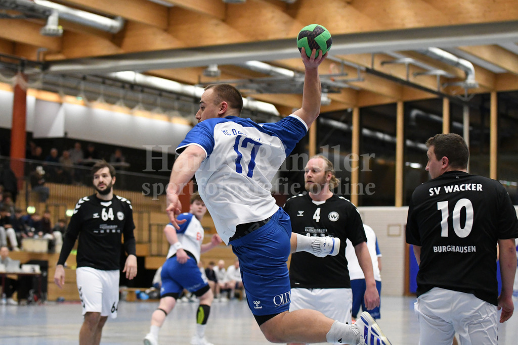 HC Deggendorf : Burghausen II | Aaron Zaglauer (HC Deggendorf  #17) - Realisiert mit Pictrs.com