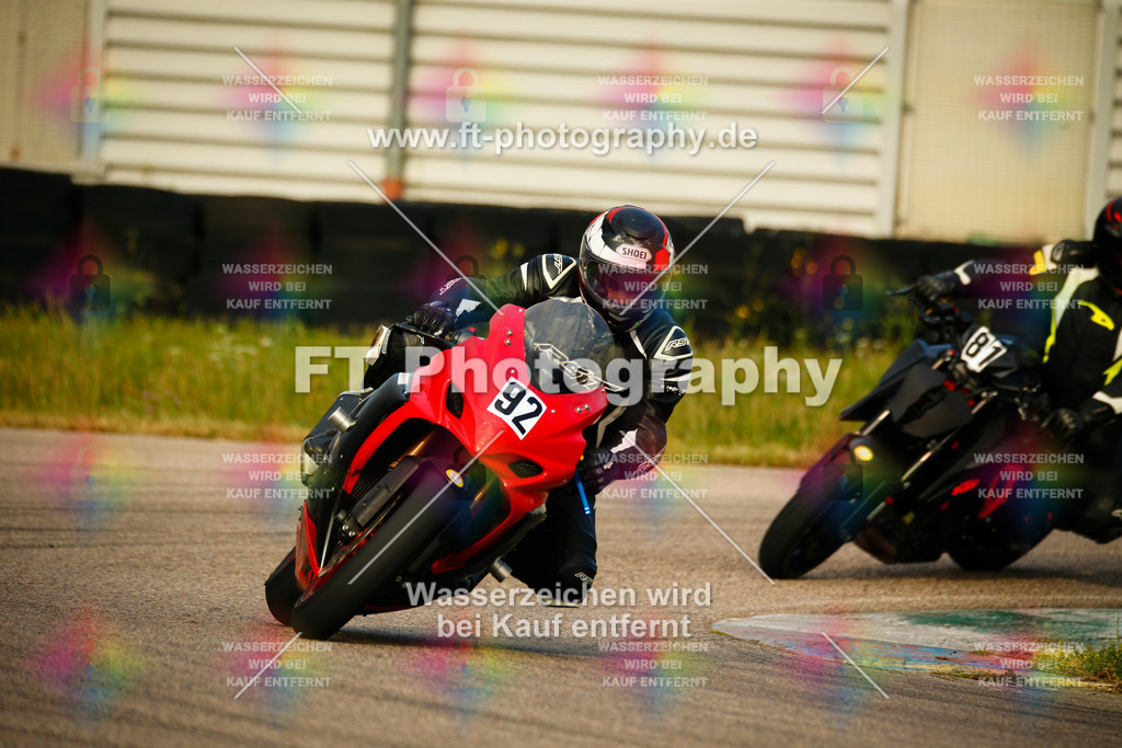 _MOT5177 | Hier findet Ihr Bilder von Touristenfahrten auf der Nürburgring Nordschleife oder von anderen Veranstaltungen die ich besucht habe. Viel Spass beim Durch Schauen 