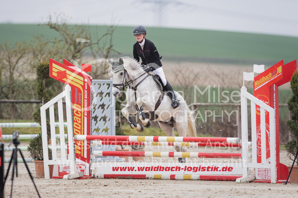 230408_Frühlingsfest_SpringreiterWB-138 | Deine schönsten Turniermomente als professionelle Fotos! Entdecke hochwertige Pferdesport-Fotografie im Online-Shop. Jetzt Fotos finden & bestellen!