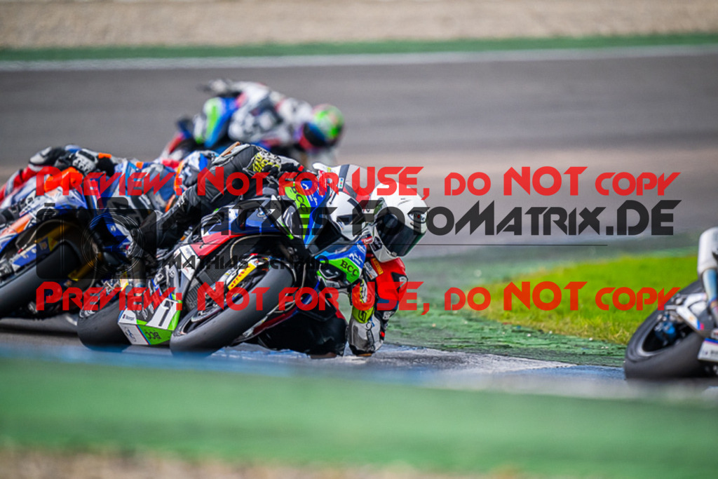 MaZZes_FotoMatrix_220925_8894 | IDM1000