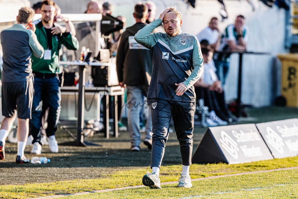 20250509-scp-bsc-0236 | Das ist die Fotodatenbank für authentische Sportfotografie aus Münster: Markus Paletta fotografiert Teams, Sportler:innen, Kinder, Events & Unternehmen. - Realisiert mit Pictrs.com