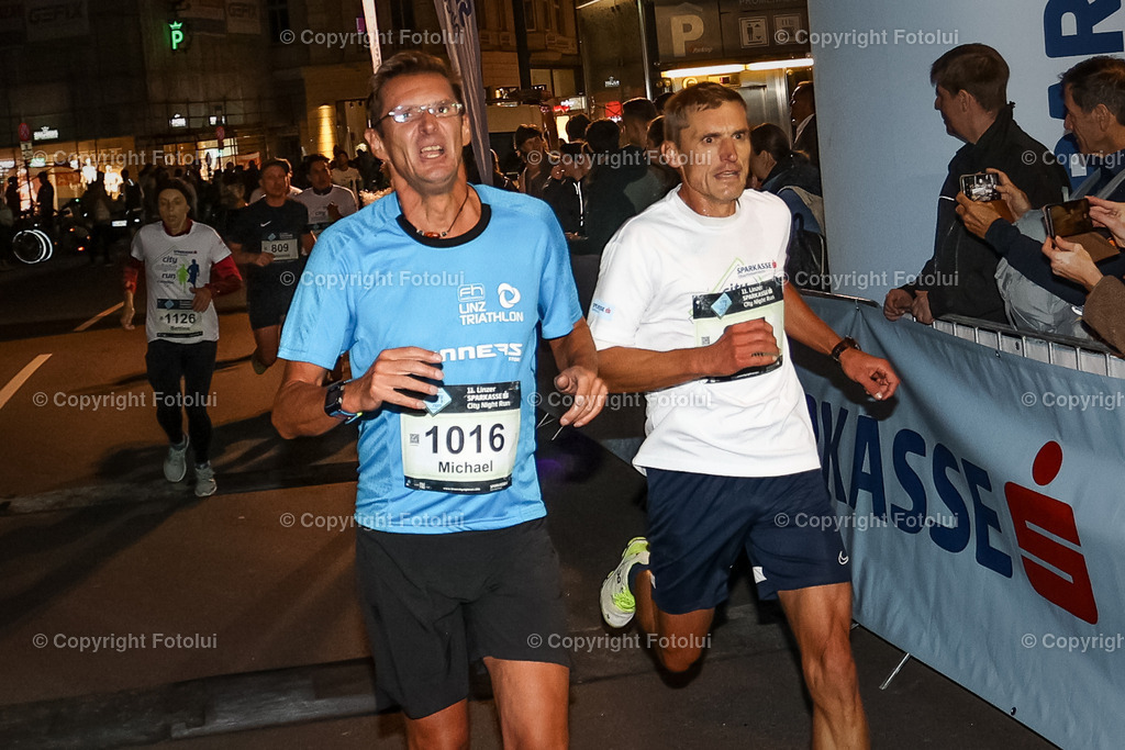 A-BINDER_20220922_0071 | LINZ,  AUSTRIA,22.Sept. 2022 - Night Run, Image shows Night Run.
Photo: Sportmediapics.com/ Manfred Binder