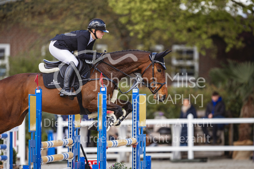 240424_Lemwerder_Stil-L-172 | Deine schönsten Turniermomente als professionelle Fotos! Entdecke hochwertige Pferdesport-Fotografie im Online-Shop. Jetzt Fotos finden & bestellen!