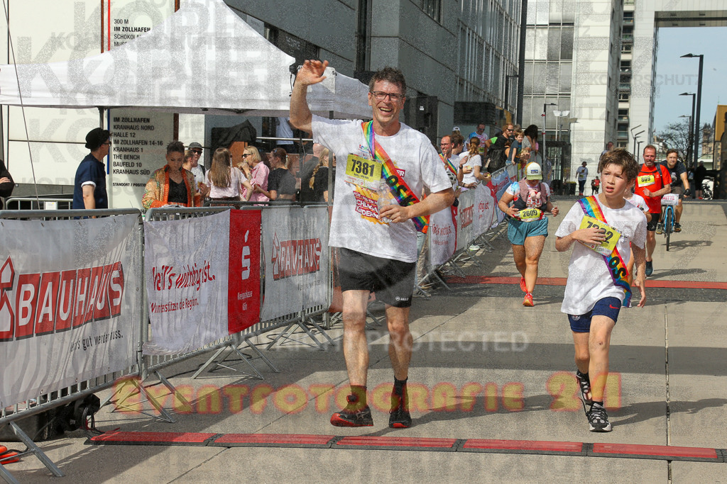 250920_1343_EX1_6405 | Sportfotografie im Rhein-Sieg Kreis, Köln, Bonn, NRW, Rheinland Pfalz, Hessen, etc. Unser Tätigkeitsfeld umfasst den Laufsport vom Volkslauf über den Marathon, Duathlon, Triathon bis zum Ultralauf wie Kölnpfad Ultra oder Schindertrail.
