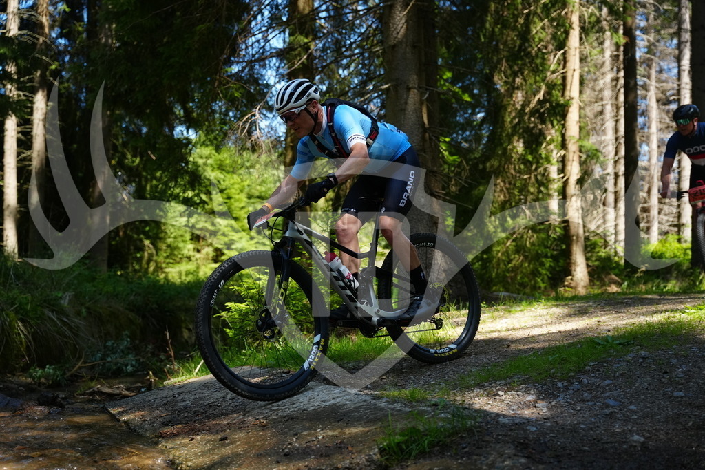 FC101740 | Fotogalerie der Treibjagd im Dunkelwald - Dein MTB Etappenrennen im Erzgebirge - Realisiert mit Pictrs.com