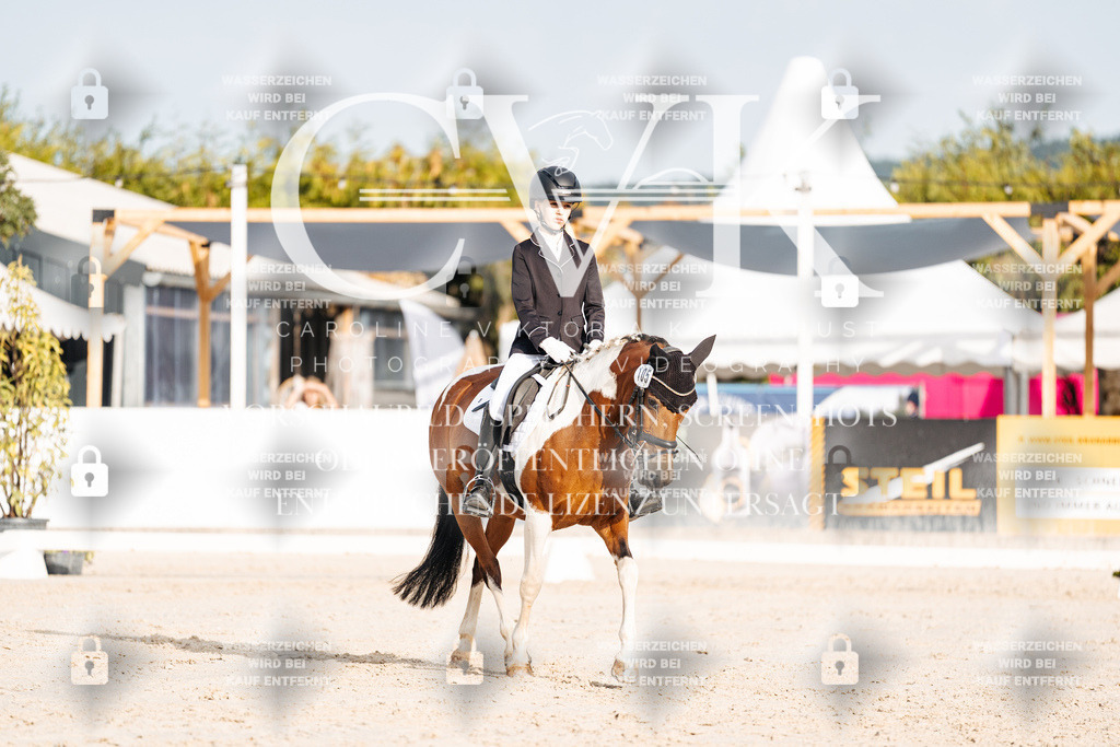 CK903898 | Turnierfotografie Pferdefotografie Trier Rheinland-Pfalz Pferdesport Reitsport Tierfotografie Sportfotografie Pferdevideo Pferdevideografie Equestrianvideography equestrianphotography  - Realisiert mit Pictrs.com