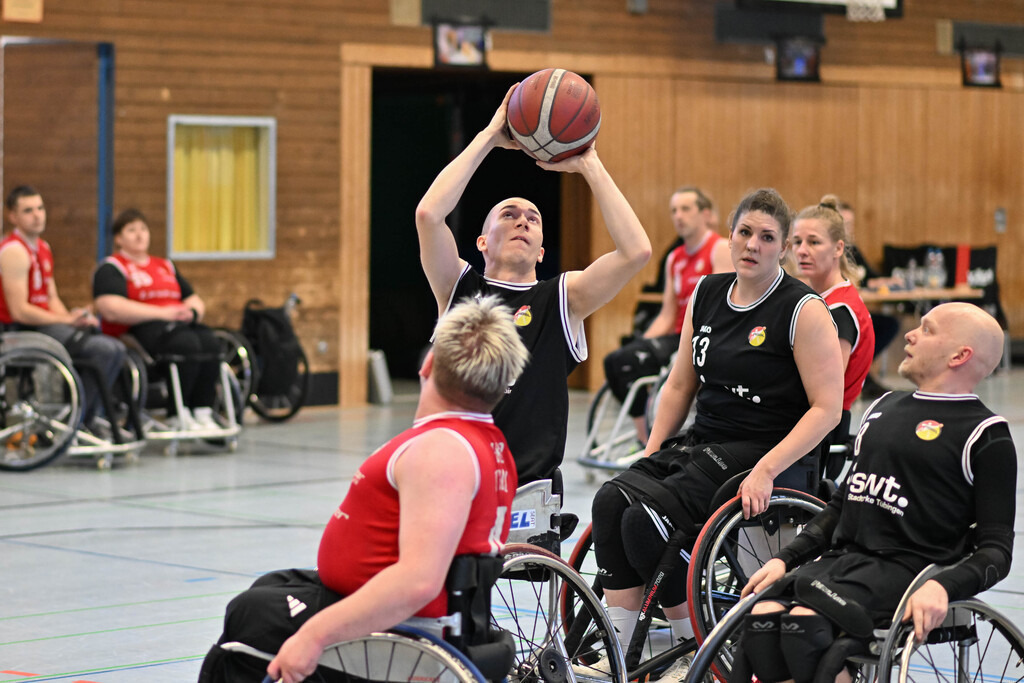 2025-12-14-Ralph_Kunze-6477 | Ralph Kunze - Realisiert mit Pictrs.com