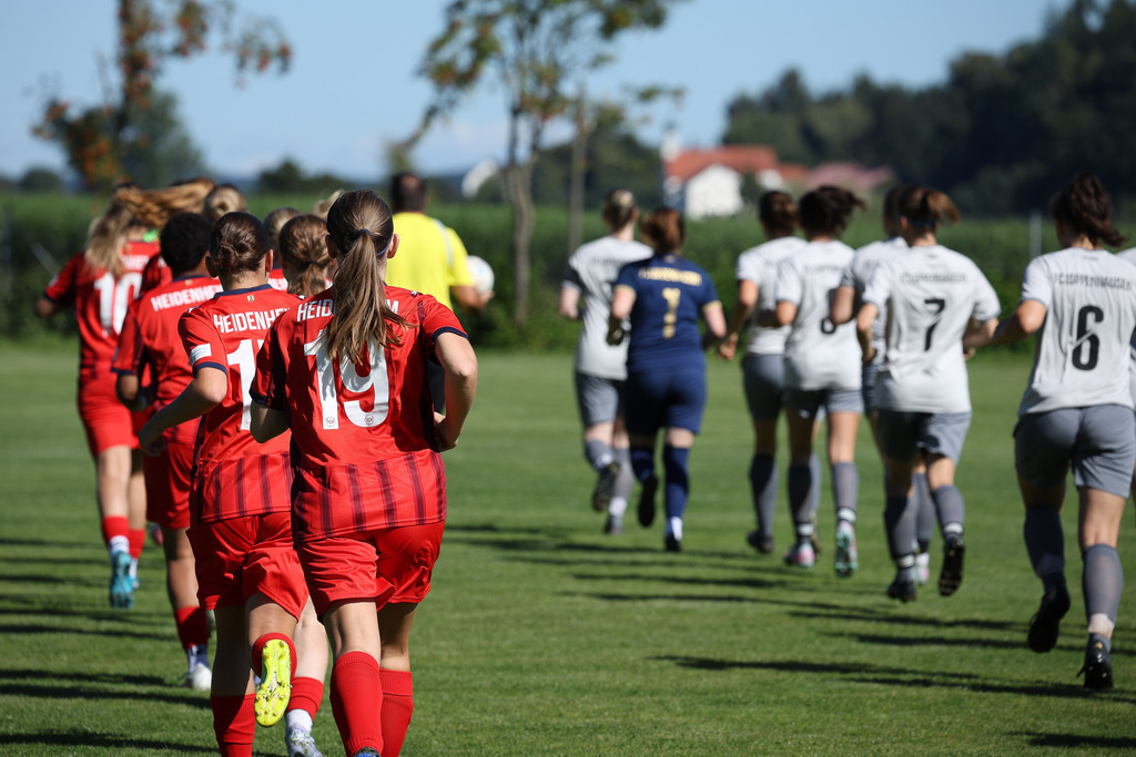 Fußball I FRAUEN I Saison 2025-2026 I Freundschaftsspiel I FC Loppenhausen - 1FC Heidenheim 1846 II I_250831_8023 | Fotopresso – Sportfotografie in Heidenheim & Umgebung. Professionelle Sportfotografie für unvergessliche Momente. Dynamische Action-Shots, emotionale Szenen & hochwertige Bilder. - Realisiert mit Pictrs.com