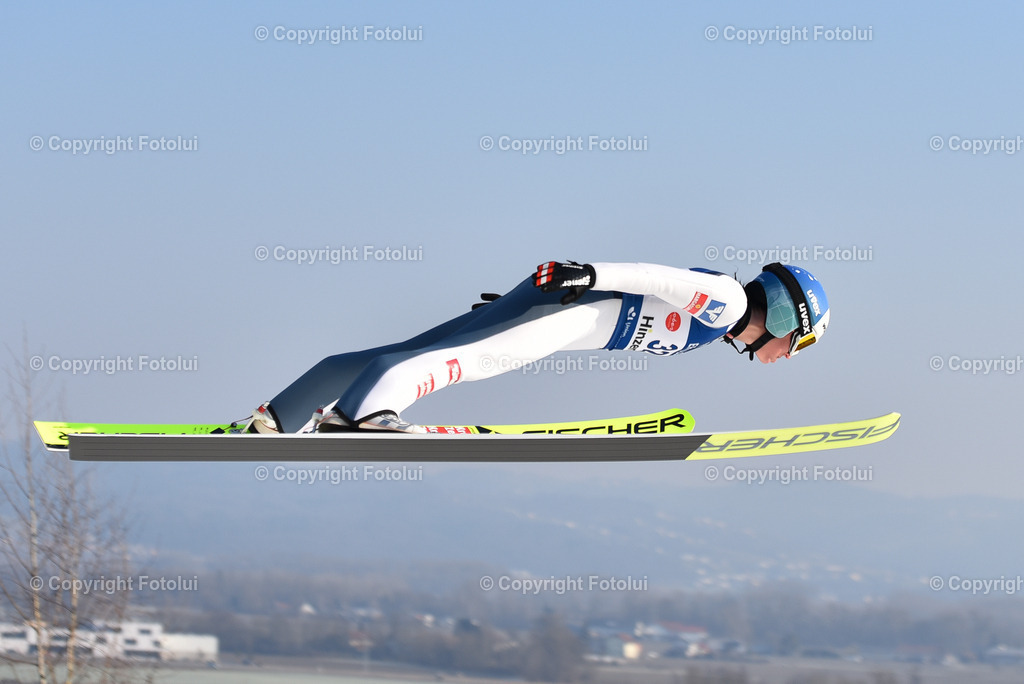 A_LUI_20230210_0029 | HINZENBACH, AUSTRIA, NORDIC SKIING, WOMEN TEAM-SKI JUMPING - FIS WORLD CUP 
IM BILD:  Jacqueline Seifriedsberger (AUT)                

FOTO:FOTOLUI/UW