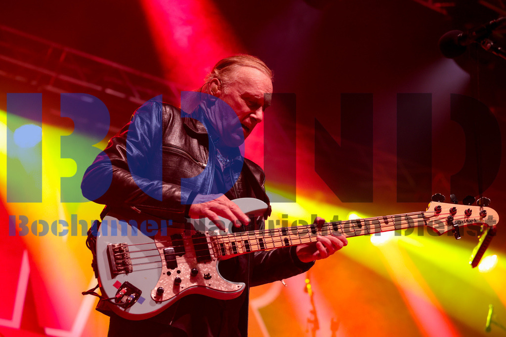 Zeltfestival Ruhr 2024 - Mr. Big  {date} -  | {headline}(Foto: Sebastian Sendlak / BOND) - Realisiert mit Pictrs.com