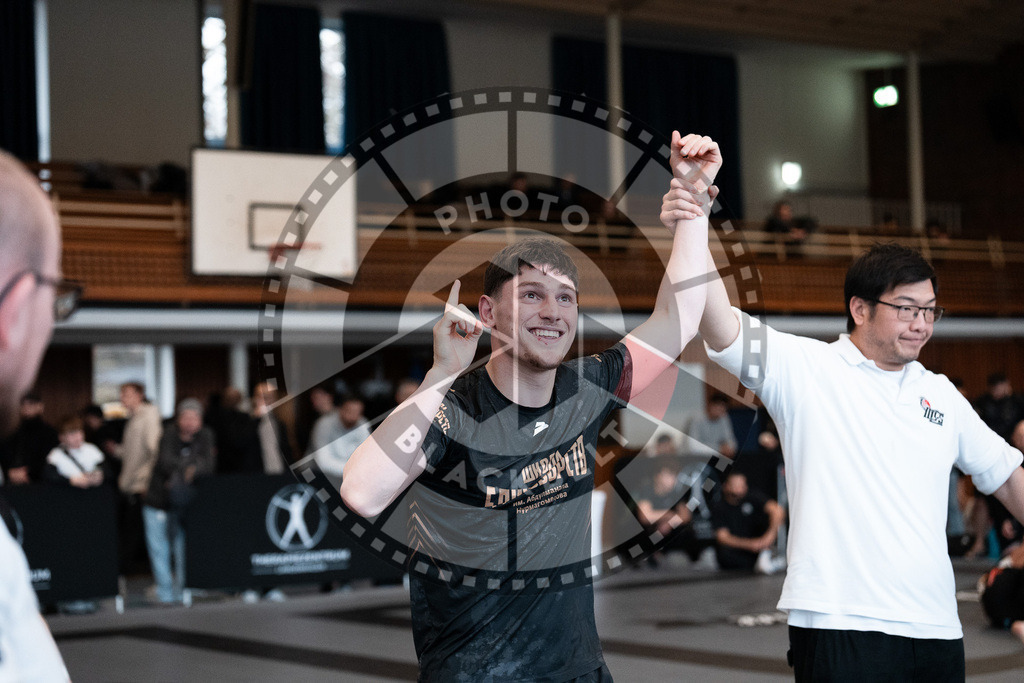 20251129PBB8124 | Fighters compete during the luta livre competition ILLCS XI winter edition on November 29, 2025 in Hannover, Germany.