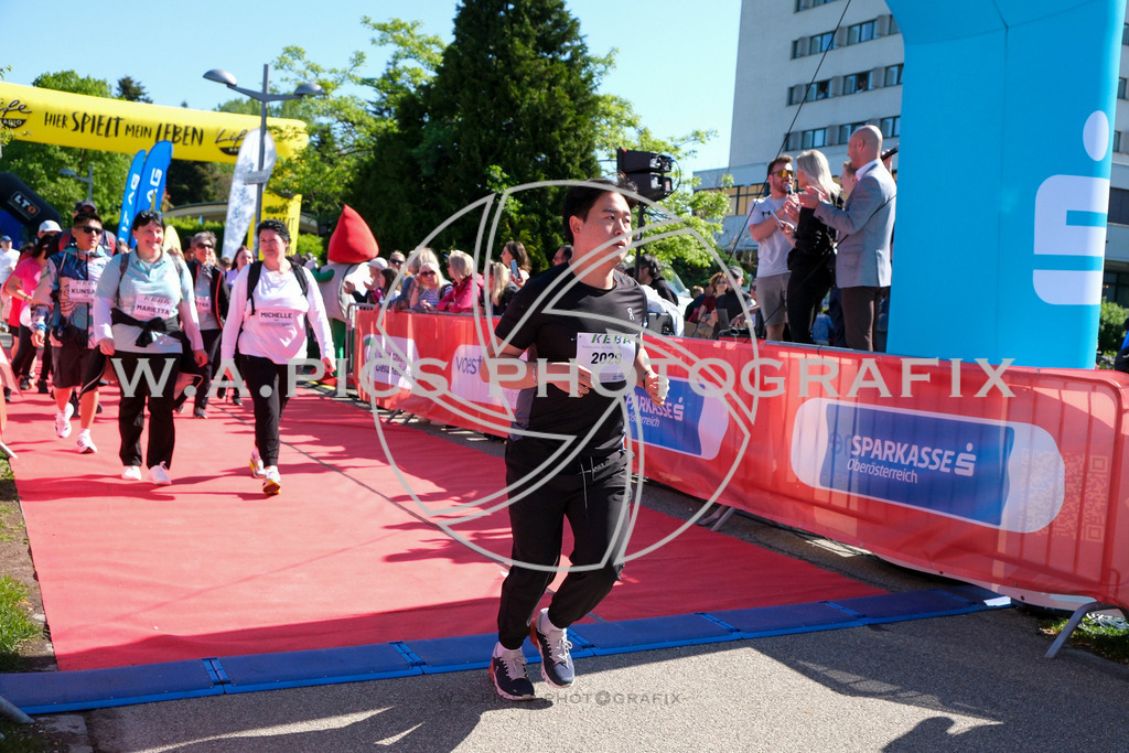 ..... | LINZ,AUSTRIA,27.April 24, Int. 3 Brückenlauf Linz  , Image shows: Photo: WAPICS / Michael ring