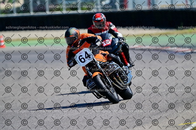 25bc03-1754 | markuskiefer.com - Realisiert mit Pictrs.com