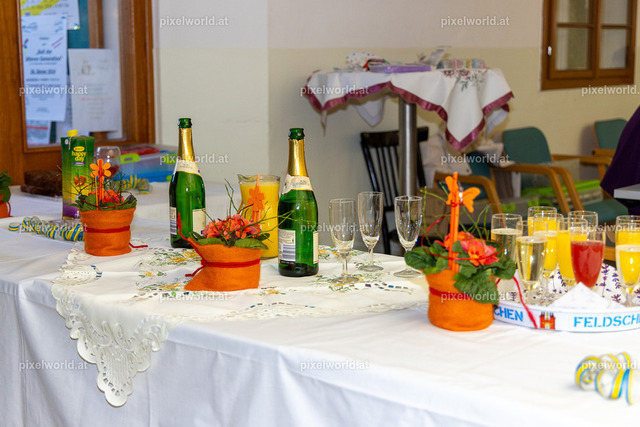 Ball der älteren Generation | Bildershop von pixelworld.at - Realisiert mit Pictrs.com