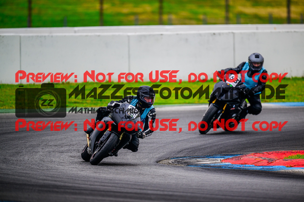 MaZZes_FotoMatrix_240614_6007705_5322 | INST