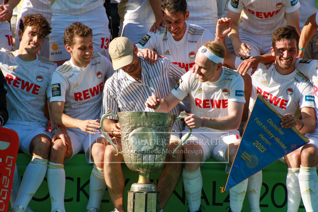 DM23 Finale Herren Mannheimer HC -  Rot-Weiß Köln 04.06.23-080 | lanaschraderfotografie - Realisiert mit Pictrs.com