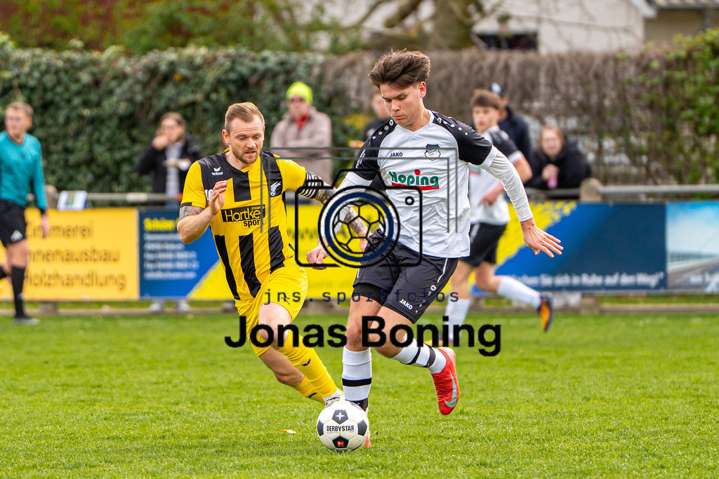Fußball I Herren I Saison 2025-2026 I Kreisliga VEC I 22. Spieltag I SC SW Bakum - SV Falke Steinfeld I 23695 | jns.sportfotos - Realisiert mit Pictrs.com