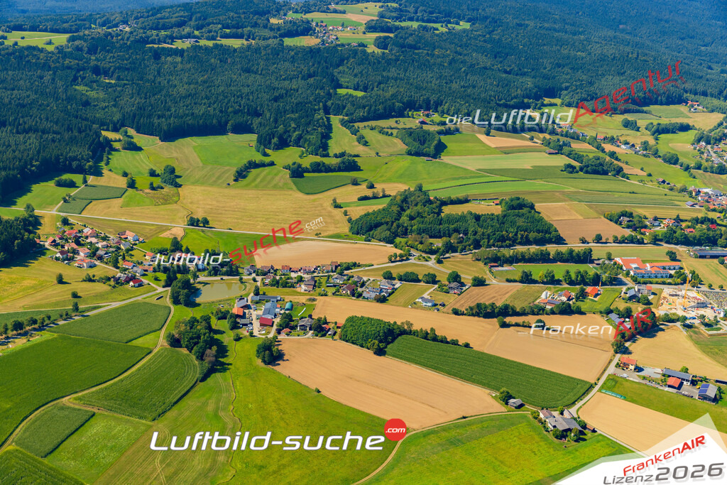 Schöne Luftaufnahme als Geschenk in Voglmühle Tiefenbach - Die Luftbildaufnahme wurde 2025 vom UL-Flugzeug heraus erstellt ( keine Drohne ) - Hochauflösende Luftaufnahme -Nicht vergleichbar mit Google Maps oder Satelittenbilder- Die Geschenkidee !Mit Lizenz und Bildrechte bestellbar