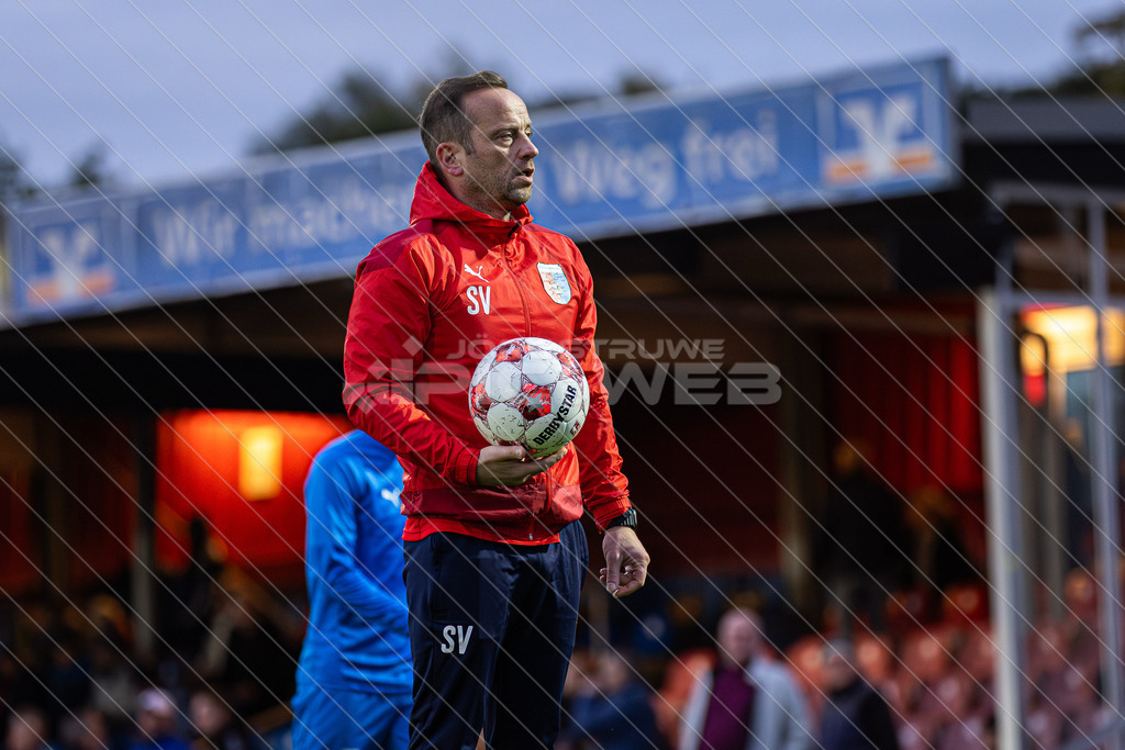 20250927_Picselweb-Fotografie_1R3_0260A | SV DrochtersenAssel - Bremer SV, 2:1 - Realisiert mit Pictrs.com