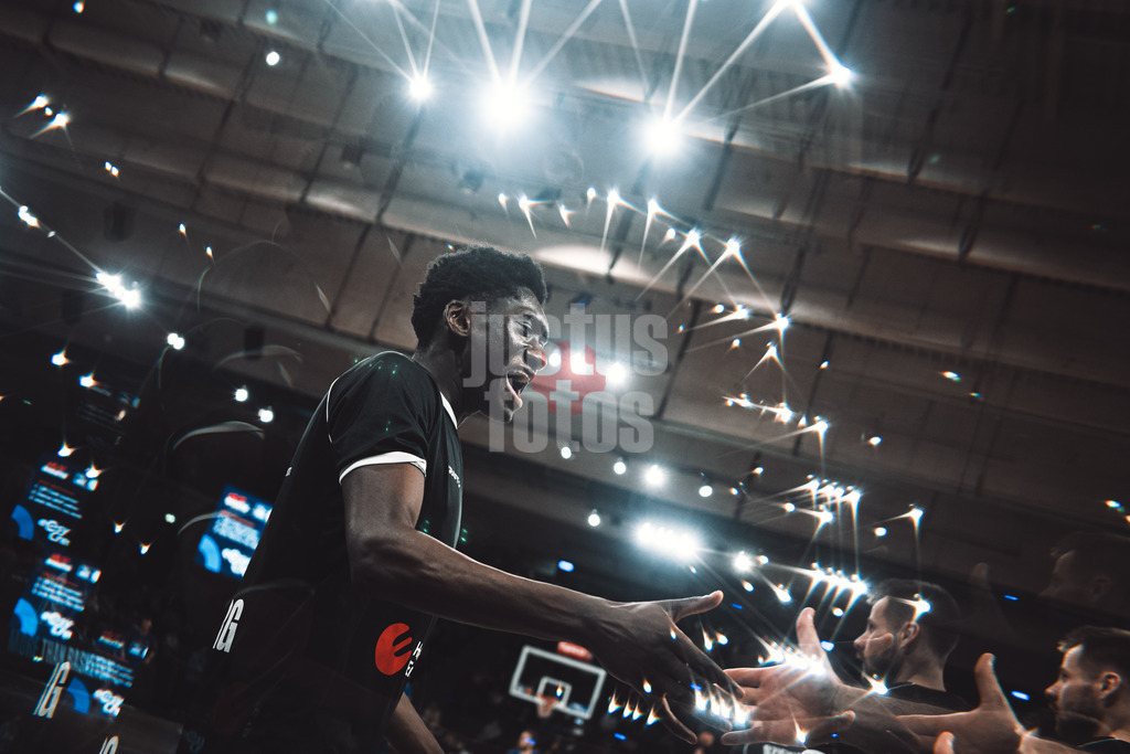 Basketball | Männer | Saison 2023/2024 | easyCredit Basketball Bundesliga | Veolia Towers Hamburg vs. Alba Berlin | 17.04.2024 | Al-Fayed Alegbe (#9, Veolia Towers Hamburg)