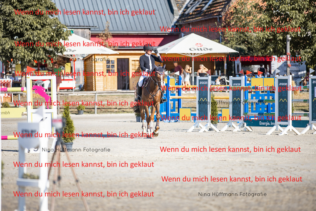 BK1A8568 | Turnierbilder Turnierfotos Nina Hüffmann Turnierfotografie Pferdefotografie Tierzeichnung Haustierzeichnung Pferdezeichnung Hundezeichnung Videograf  - Realisiert mit Pictrs.com