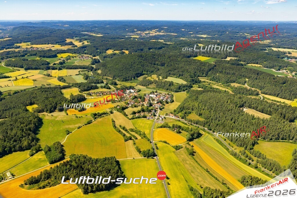 Die Luftaufnahme Fürnried - Birgland wurde 2022 vom Flugzeug aus (keine Drohne) erstellt. Hohe Auflösung -für große Poster und Wandbilder geeignet - Garantiert!