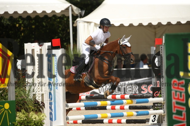 Killingen_2022_Prfg.Nr.26_Stilspring-WB_Kindercup_Joelina Ferber_Lotte (3) | Alle Fotos der Reiterjournal Fotografin Doris Matthaes im Reiterjournal Online-Fotoshop. - Realisiert mit Pictrs.com