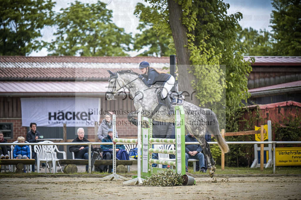 DOS_5840 | Entdecke hochwertige Reitturnierfotos von Foto Oger. Professionell, emotional und authentisch – jetzt Lieblingsmomente im Shop bestellen.Deutschlandweite Turnierfotografie. - Realisiert mit Pictrs.com
