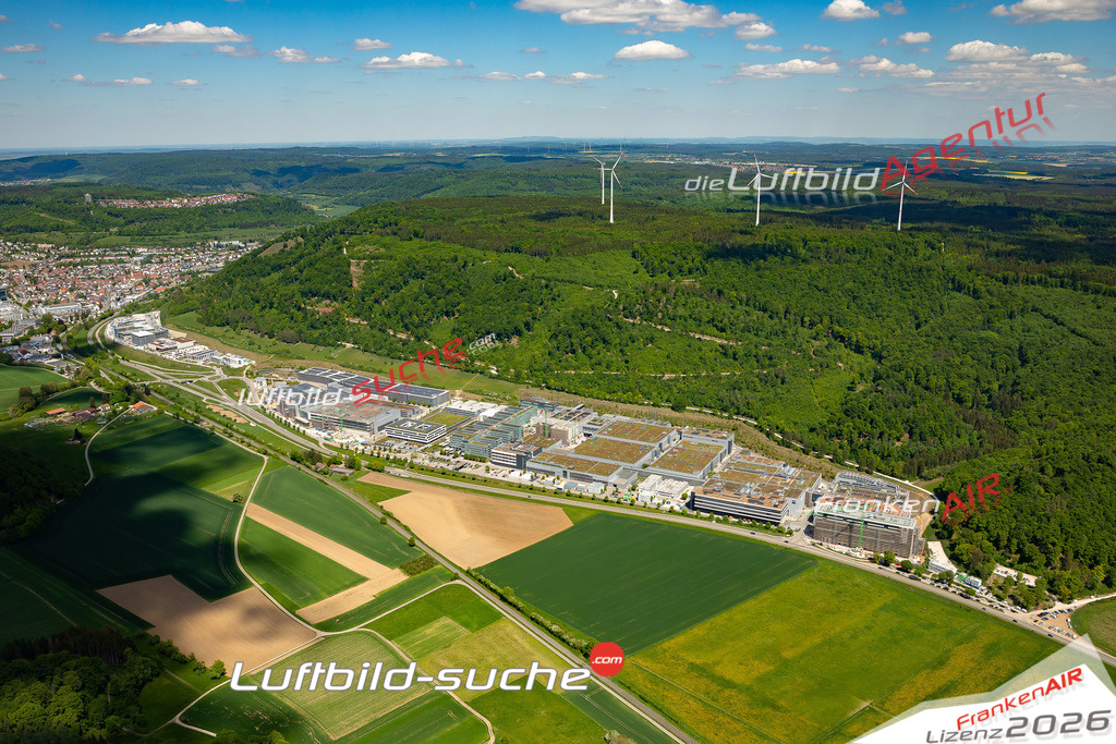 Luftaufnahme von Oberkochen Vs Google Maps- Die Luftaufnahme wurde 2025 vom UL-Flugzeug heraus erstellt ( keine Drohne ) - Hochauflösende Luftaufnahme - für professionelle Ausdrucke geeignet. Die Geschenkidee !Mit Lizenz und Bildrechte bestellbar