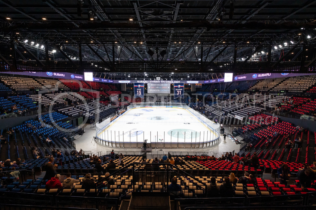 Swiss National League Final Game 2: ZSC Lions - EV Zug | 20.04.2022, Zürich, Hallenstadion, Swiss National League Final Game 2: ZSC Lions - EV Zug, das noch fast leere Hallenstadion vor dem Spiel. - Realisiert mit Pictrs.com