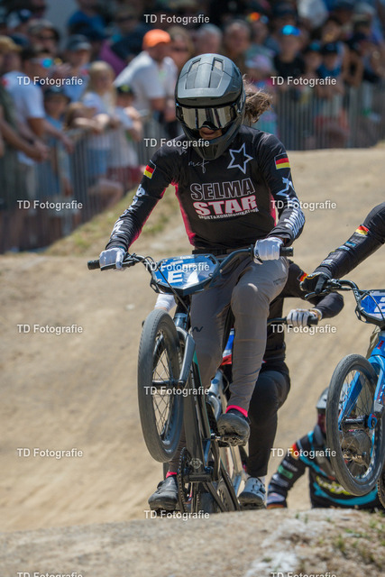 DM_BMX_Race_2025-05490 | Fotogalerie von Thomas Dettweiler mit Eventbildern und lizenzfreien Fotos. Perfekt als Wandbild, für Büro, Website oder private Nutzung. - Realisiert mit Pictrs.com