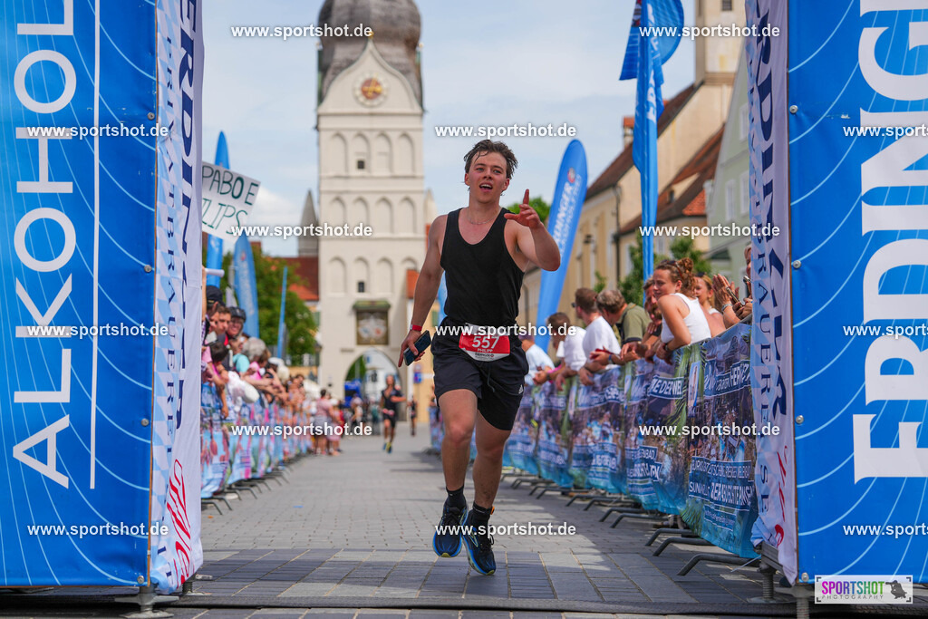 DSC04936 | Stadttriathlon Erding 2025. #yourpictrs #sportshot_your_pictrs @Sportshotphotography #stadttriathlonerding Copyright: www.sportshot.de