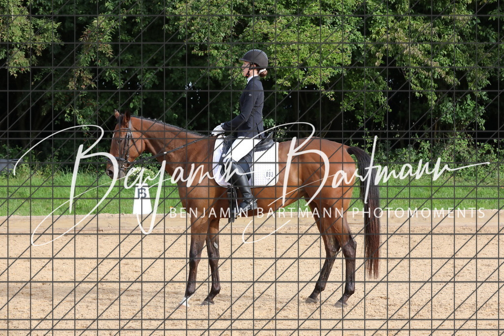 AZ2A1711 | Benjamin Bartmann Photomoments