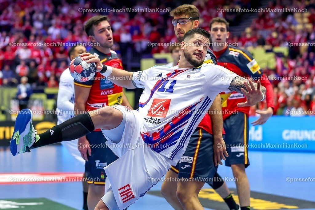 EHF26012602022 | 26.01.2026, Handball, Men's EHF EURO 2026, Frankreich - Spanien, Jyske Bank Boxen in Herning, Dänemark, Main Round:  Nicolas Tournat (France #11) 