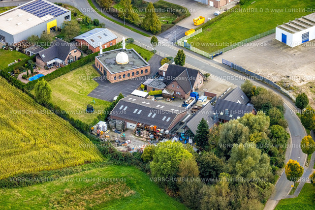 Isselburg241010117 | Luftbild, Gewerbegebiet Dreibömerweg und Bait-ul-Nasir Moschee, Herzebocholt, Isselburg, Niederrhein, Nordrhein-Westfalen, Deutschland