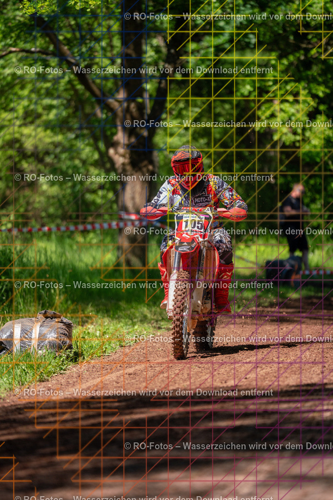 Wolfshausen 2 Lauf -403 | Sportfotografie von RO-Fotos: Motorsport, Motocross, Enduro, Laufveranstaltungen und Triathlon. Professionelle Fotos von Sportlern und Events. - Realisiert mit Pictrs.com